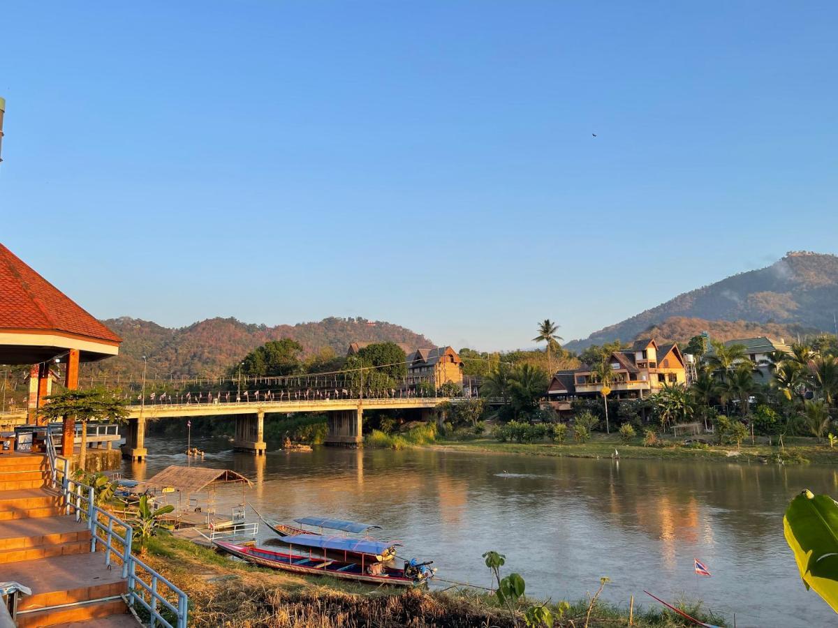 Saranya River House สรัญญาริเวอร์เฮาส์ Mae Ai Exteriér fotografie